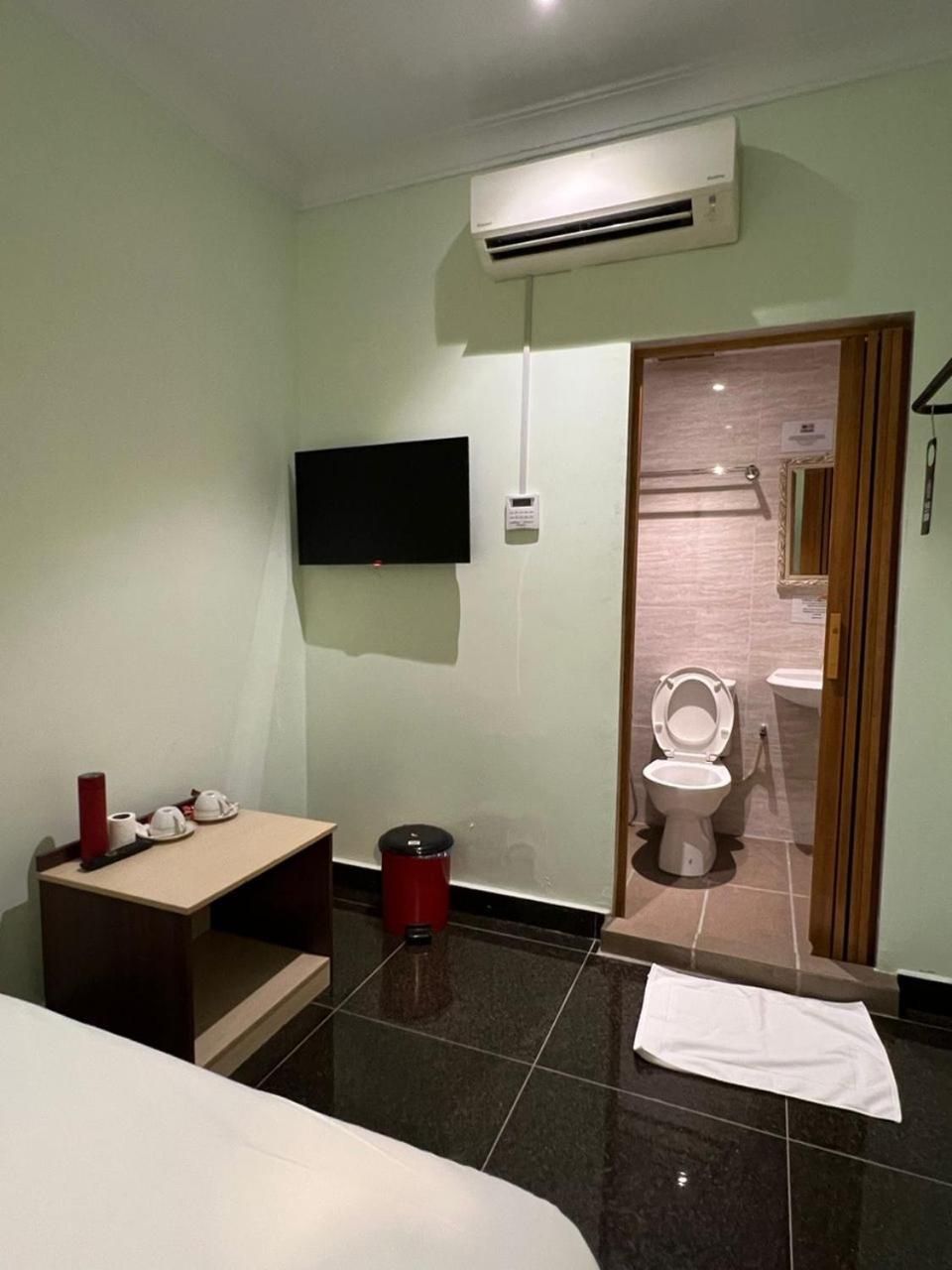 I Go Inn Bandar Saujana Putra Экстерьер фото